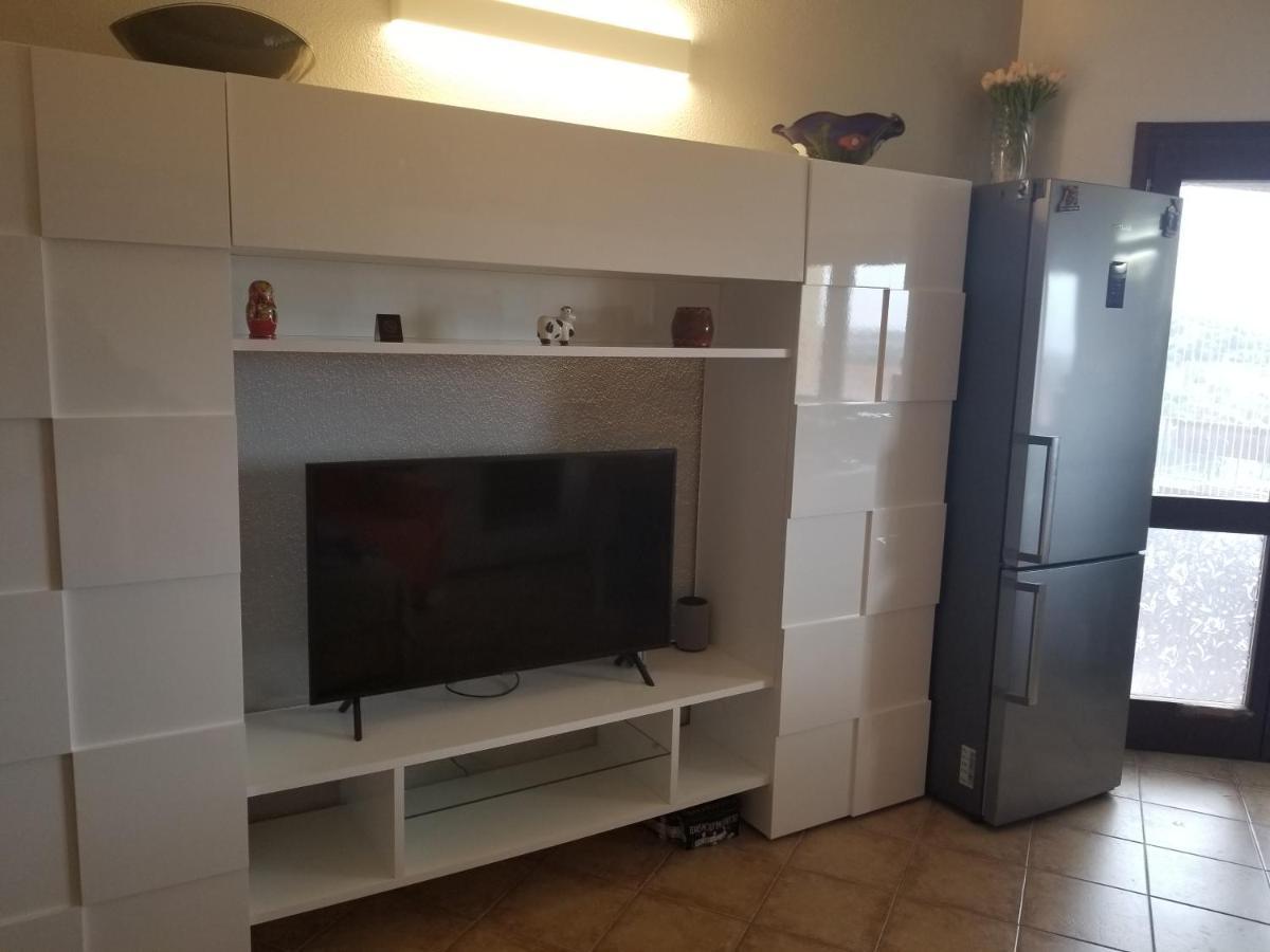 Seaview Apt Solita Budoni Villa Exterior photo