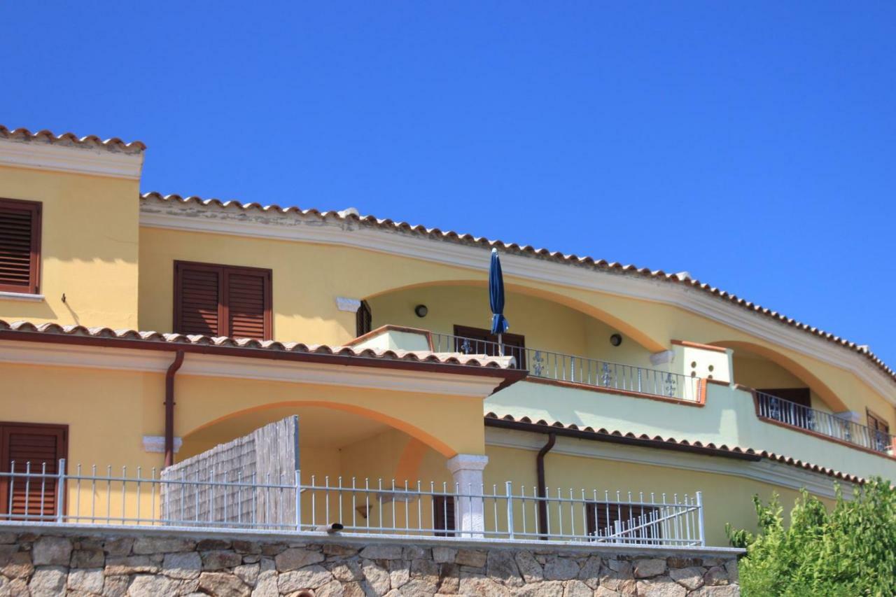 Seaview Apt Solita Budoni Villa Exterior photo